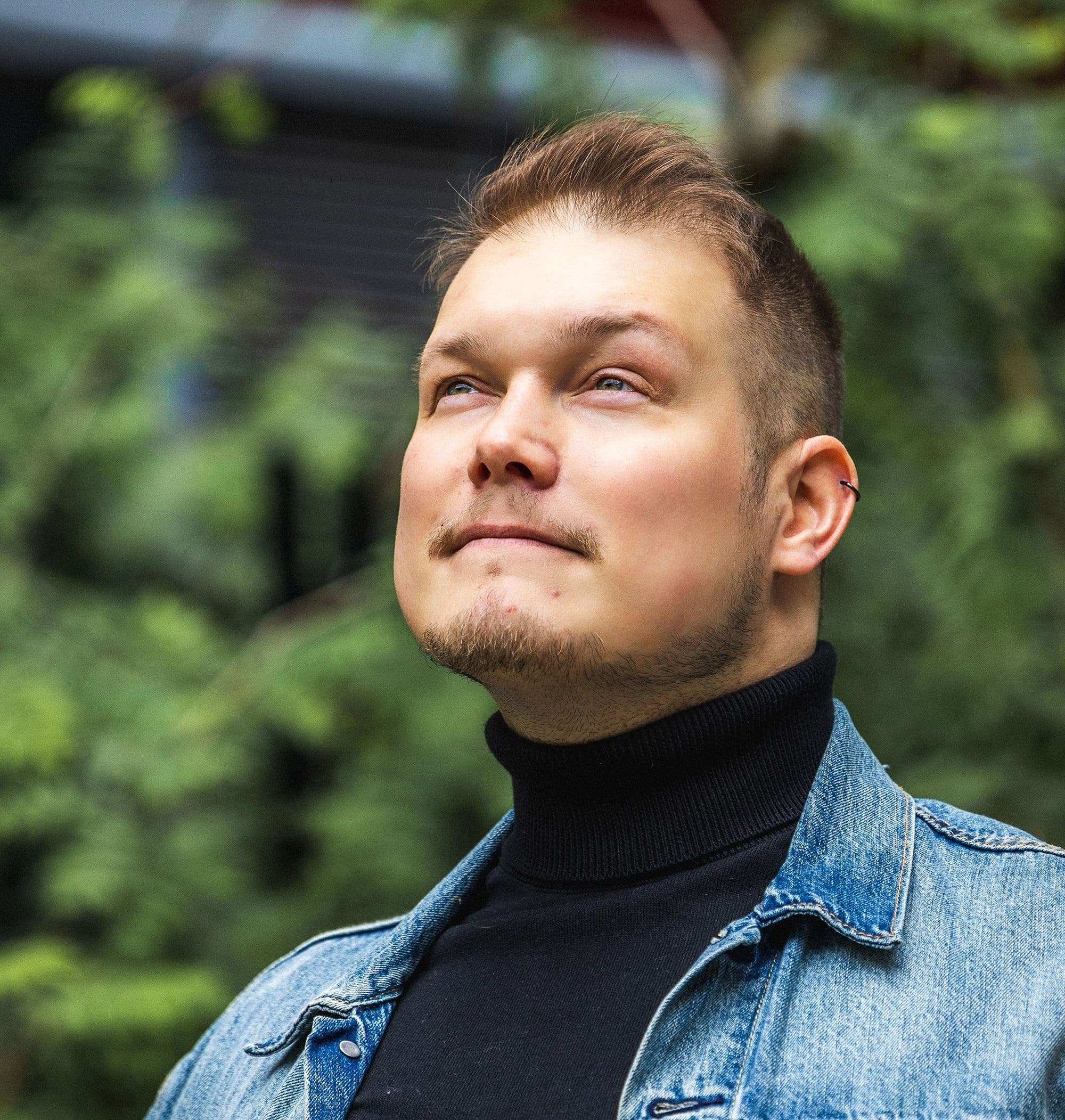 Simo Rauma vastaanotollaan